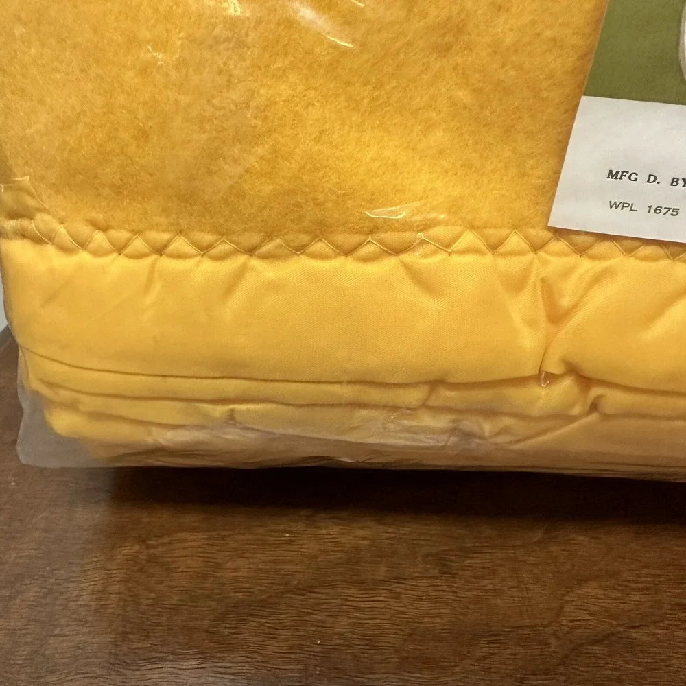 Vintage Beacon Blanket Harvest Gold Mustard Yellow 72